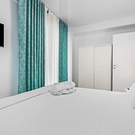 Retreat アパート ナボダリ